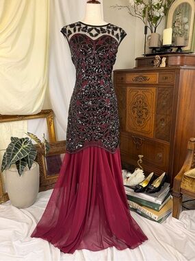 Beaded Prom Formal Elegant Black Burgundy Evening Gown Glam Red Carpet Ready